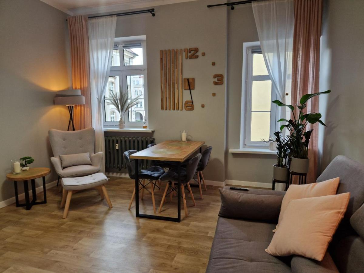 Apartament Ratuszowy Deluxe Jelenia Góra Kültér fotó