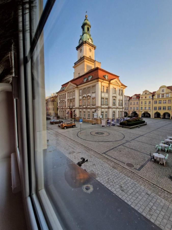 Apartament Ratuszowy Deluxe Jelenia Góra Kültér fotó